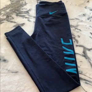 Nike leggings